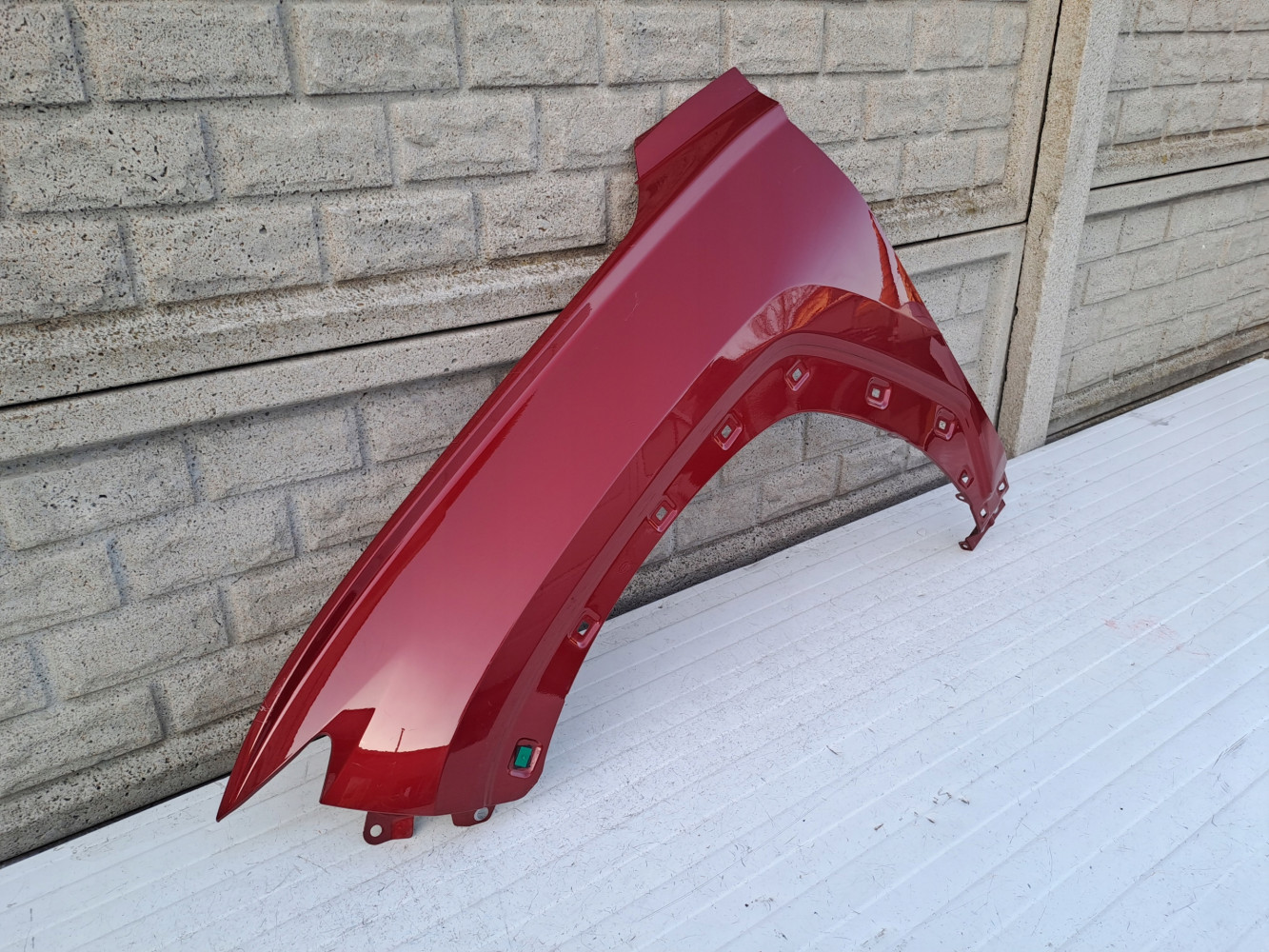 HYUNDAI TUCSON 2021-2024 BŁOTNIK PRZEDNI LEWY - (13240146656)