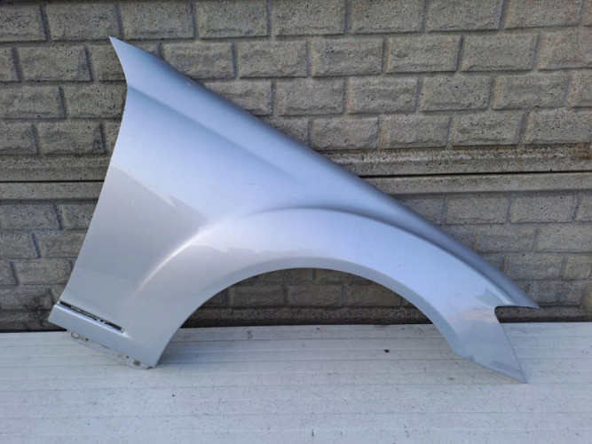 MERCEDES S KLASA W221 w 221 BŁOTNIK PRZEDNI PRAWY - (13245168877)