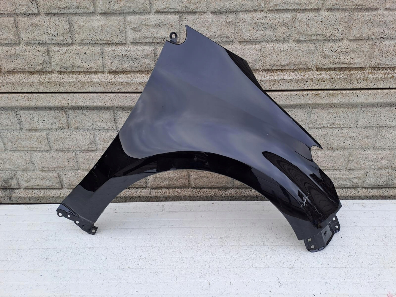TOYOTA YARIS 4 IV 19-22 BŁOTNIK PRAWY PRZEDNI - (13245306655)