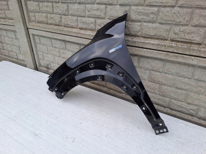 HYUNDAI TUCSON 2015-2020 BŁOTNIK PRZEDNI LEWY - (13245312425)