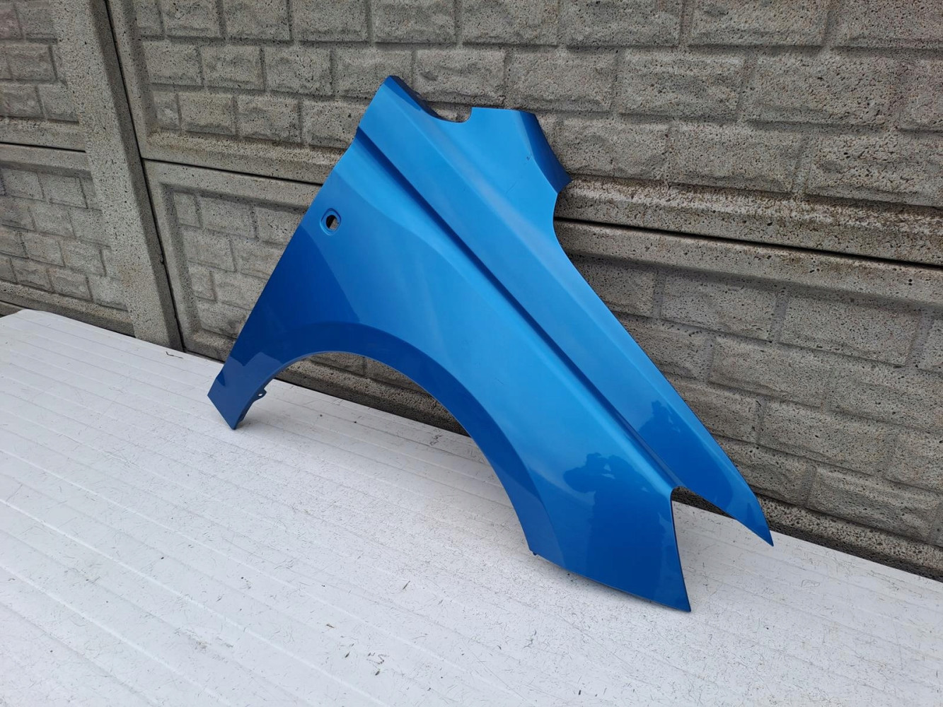VW CADDY 5 V 2021-2024 BŁOTNIK PRZEDNI PRAWY - (13245331612)